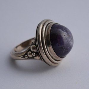 Vintage Silver Amethyst Ring